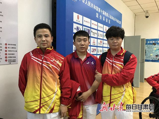 刚果柔道选手斗志昂扬，夺得男子团体金牌的简单介绍