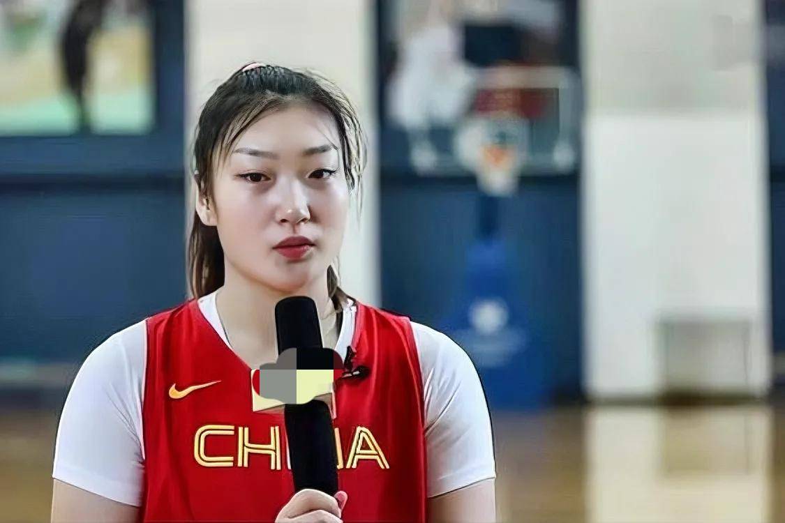 包含杨毅谈李梦无缘亚洲杯：宫鲁鸣不存在任何私欲的词条
