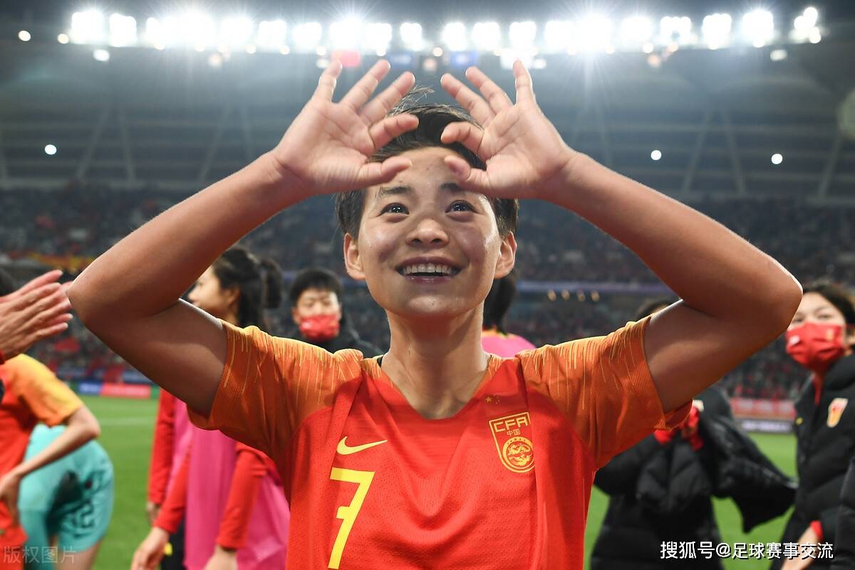 博鱼体育平台-体坛午爆｜东亚杯中国女足今战日本，亚洲杯中国女篮今战新的简单介绍