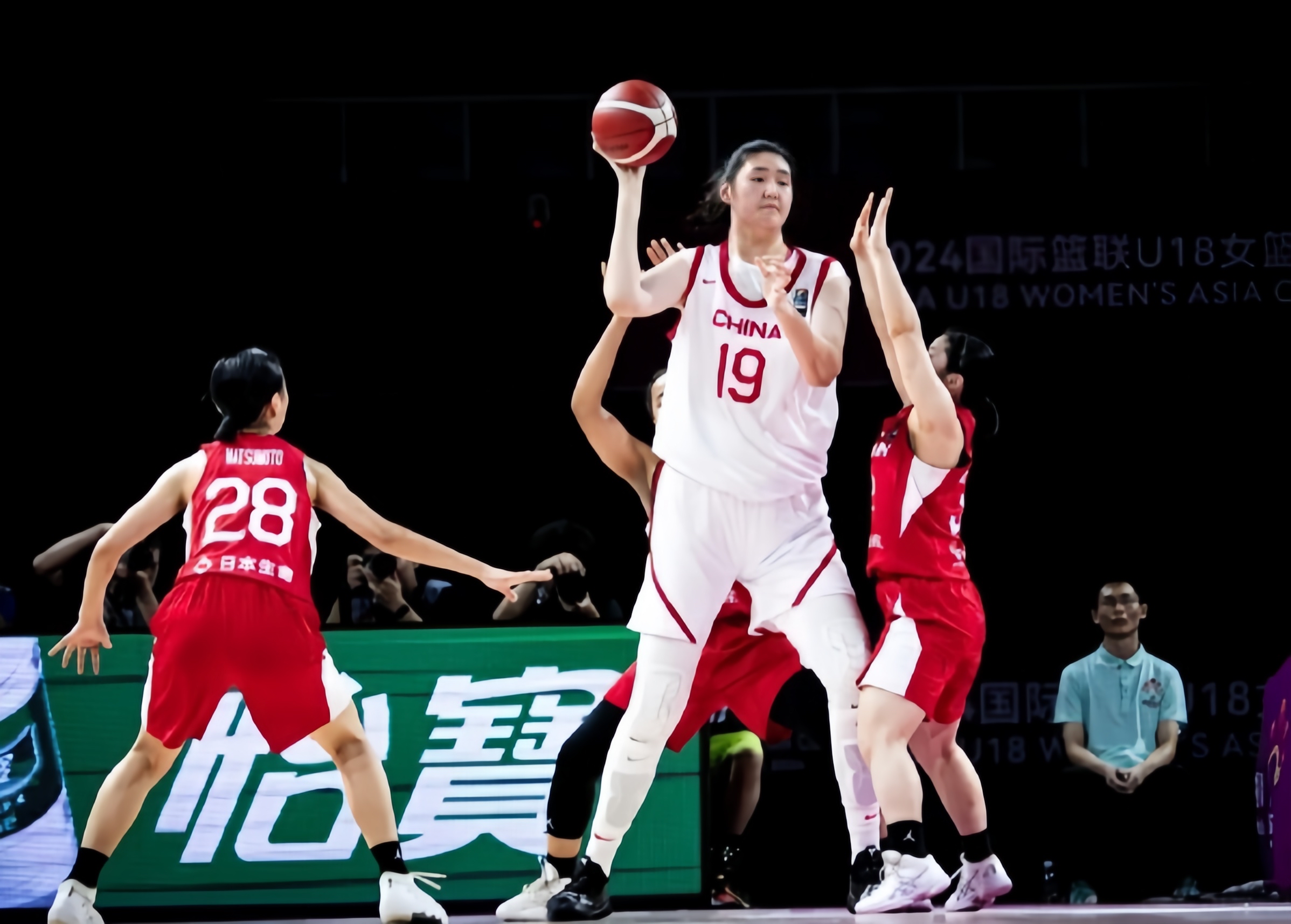 女篮亚洲杯-张子宇8中8韩旭18+12中国擒韩国2连胜的简单介绍