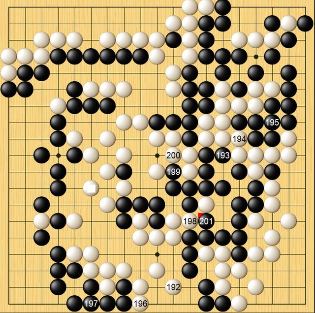 博鱼体育平台-意大利逆袭击败强手力克对手